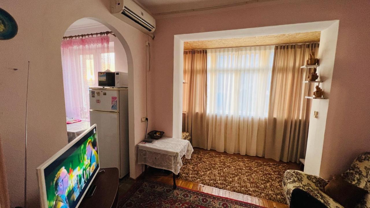 شقة غاغرا  في Flat Near The Sea المظهر الخارجي الصورة