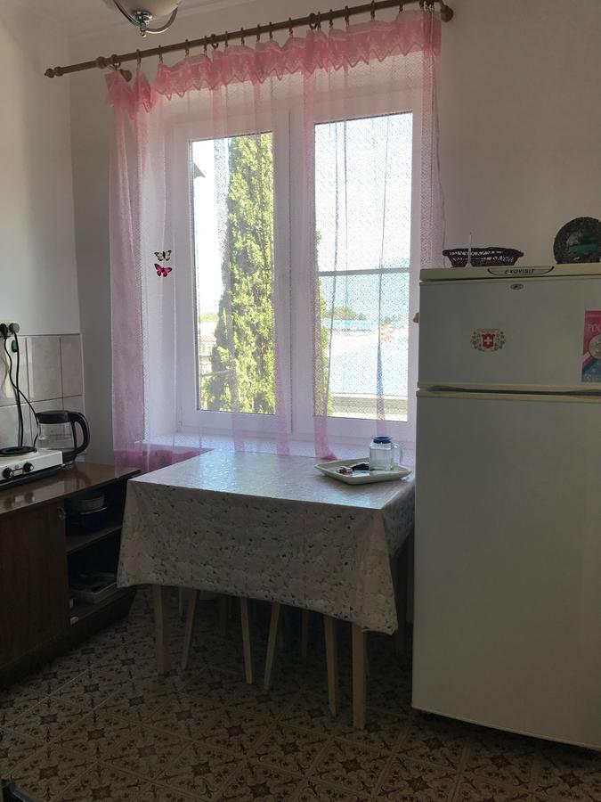شقة غاغرا  في Flat Near The Sea المظهر الخارجي الصورة